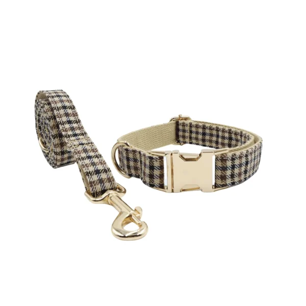 Set Of 2 Soft And Comfortable Houndstooth Zinc Alloy Pet Collar And Leash.
